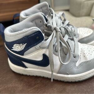 Nike Kids Navy and White High-Top Sneakers